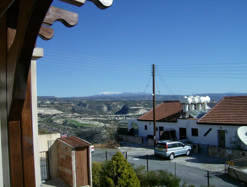 Patriko Village Home Pissouri Eksteriør billede